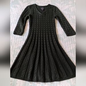 Beautiful JH Design Hunter Green Cable Knit Dress. Size M Petite